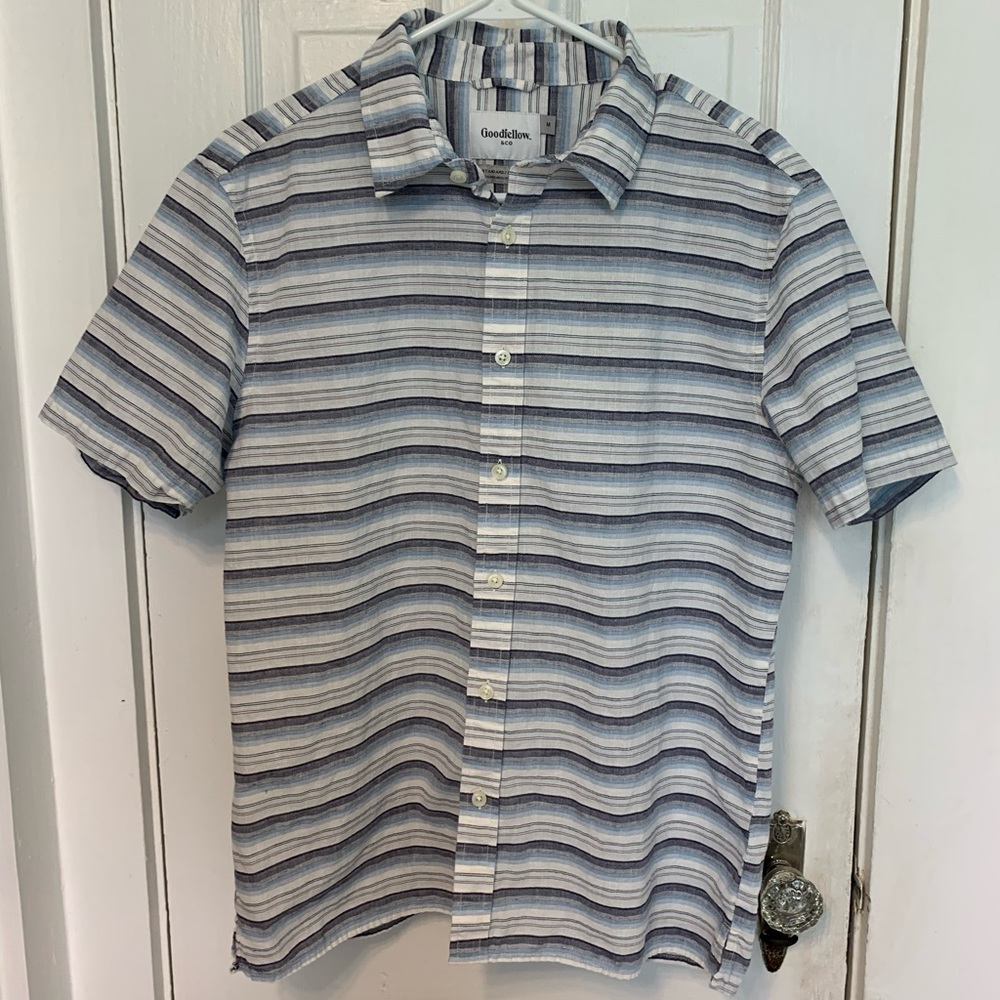 Goodfellow & Co white and blue stripe shirt size M